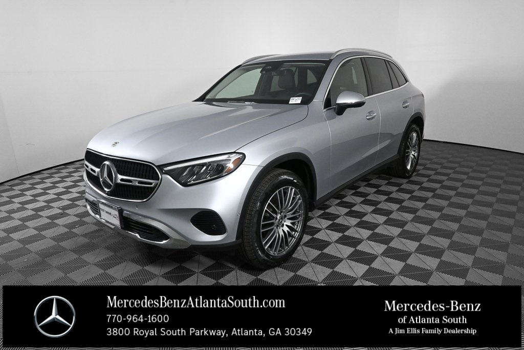 2024 Mercedes-Benz GLC GLC 300's photo