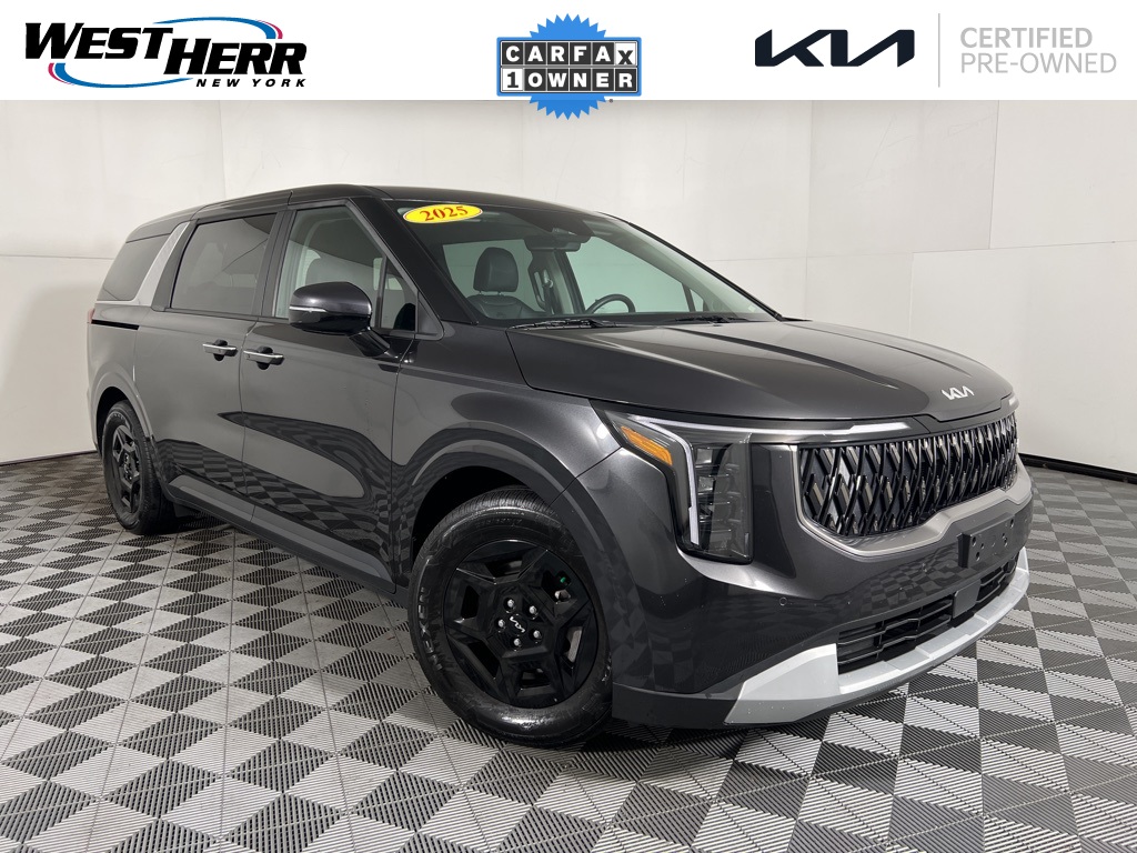 2025 Kia Carnival LXS's photo