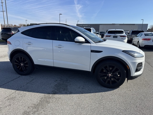 2023 Jaguar E-PACE P250 SE photo 4
