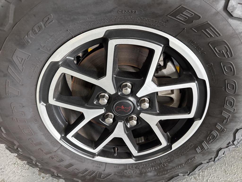 2024 Jeep Wrangler Rubicon X photo 4