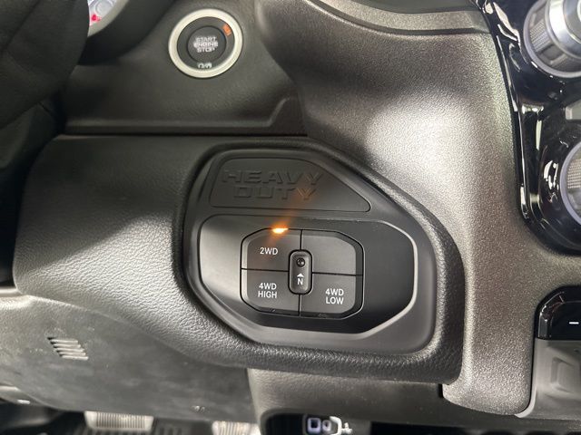 2025 Ram 2500 Tradesman photo 16