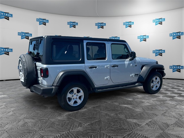 2022 Jeep Wrangler Unlimited Sport S photo 3