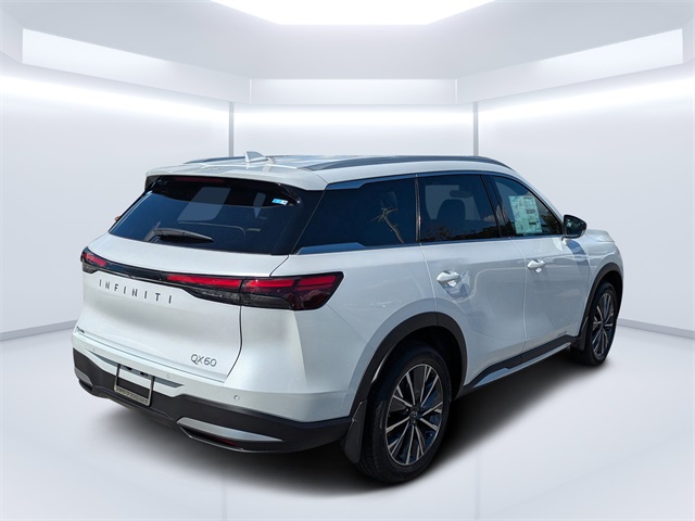 2026 Infiniti QX60 Luxe photo 3