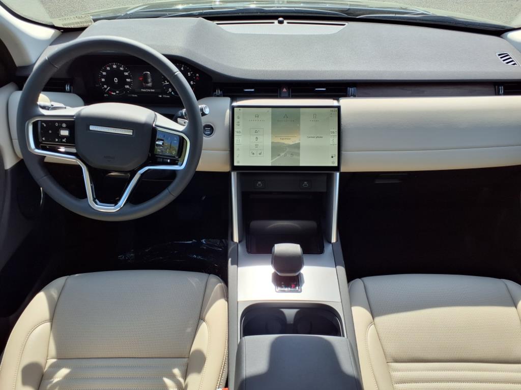 2025 Land Rover Discovery Sport S photo 4