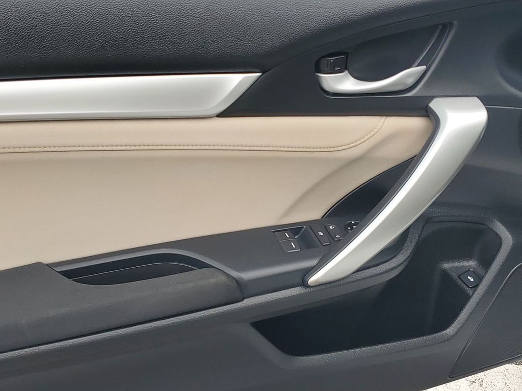 2018 Honda Civic EX-T photo 35