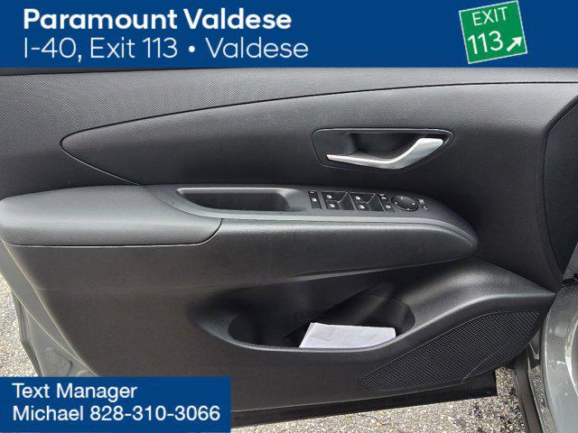 2026 Hyundai Santa Cruz SE photo 4