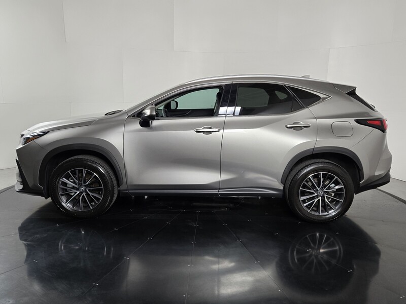 2022 Lexus NX 350 Premium photo 3