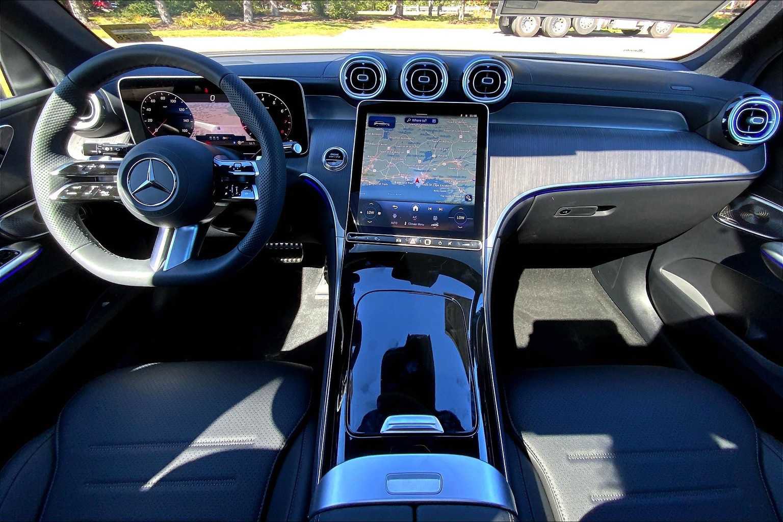 2026 Mercedes Benz GLC 300 4MATIC photo 5