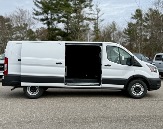 2025 Ford Transit Cargo Van photo 4