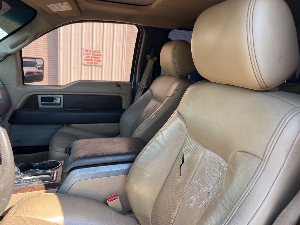 2014 Ford F-150 Lariat photo 12