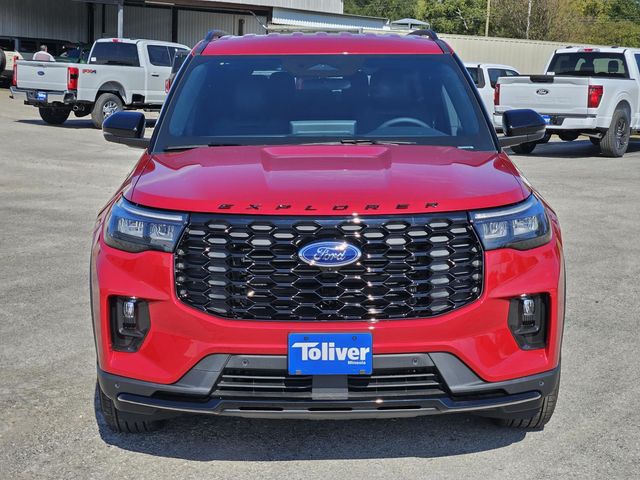 2025 Ford Explorer ST-Line photo 3