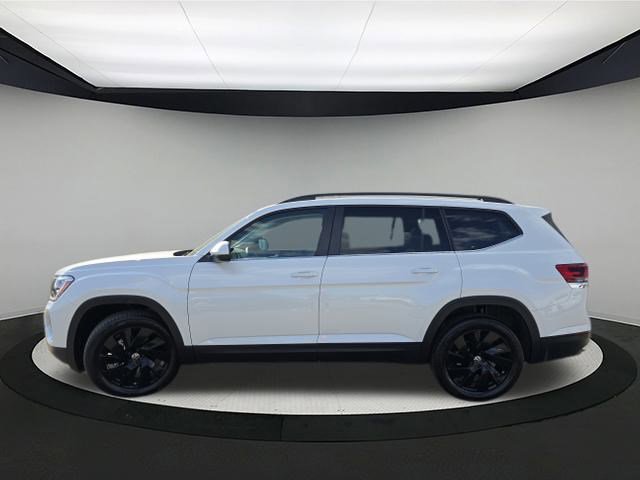 2026 Volkswagen Atlas SE Technology photo 3