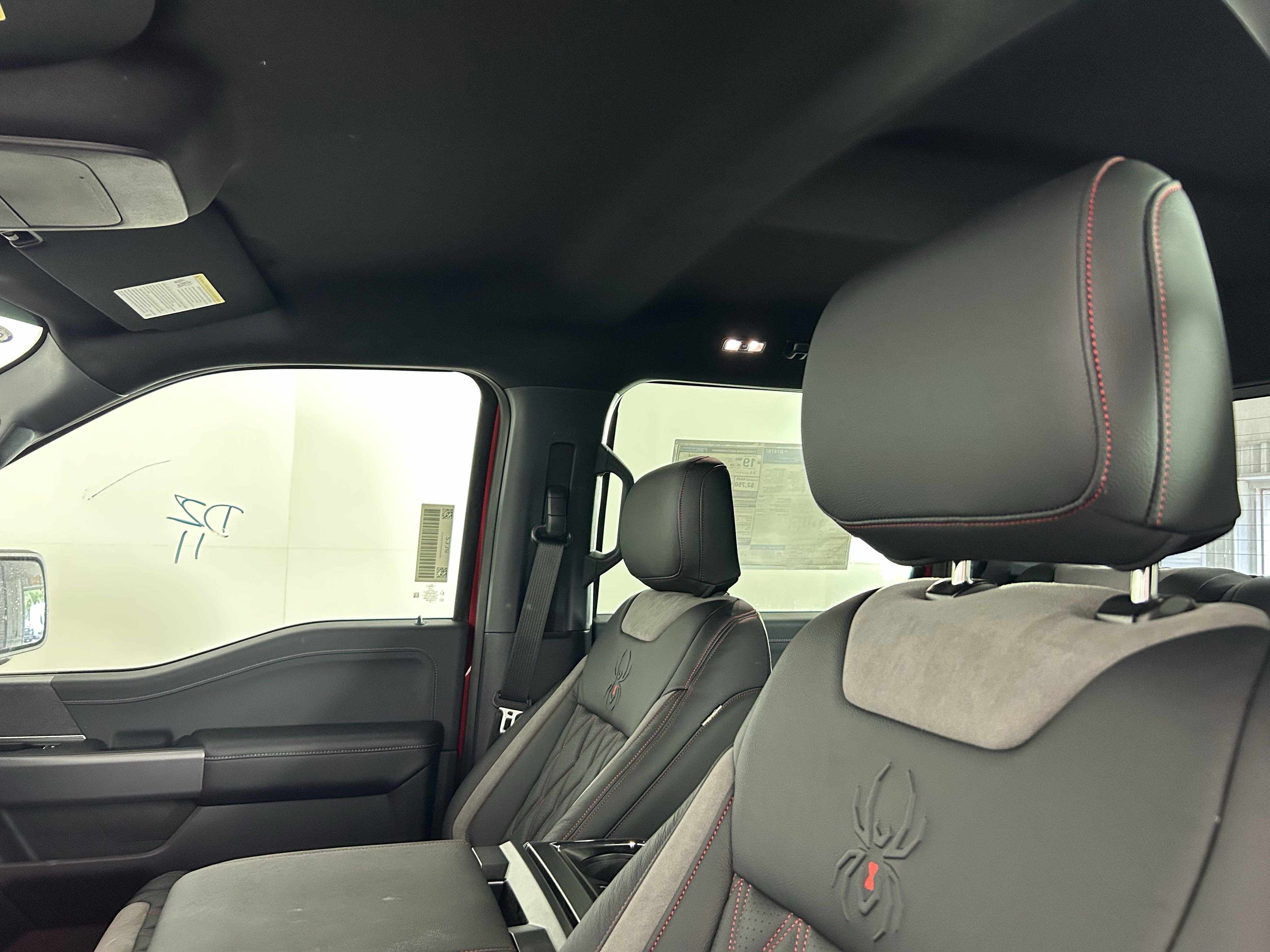 2025 Ford F-150 XLT photo 17