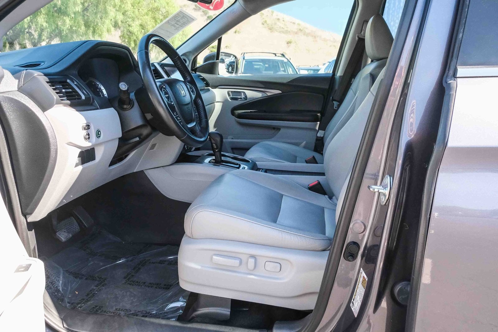 2017 Honda Pilot EX-L photo 19