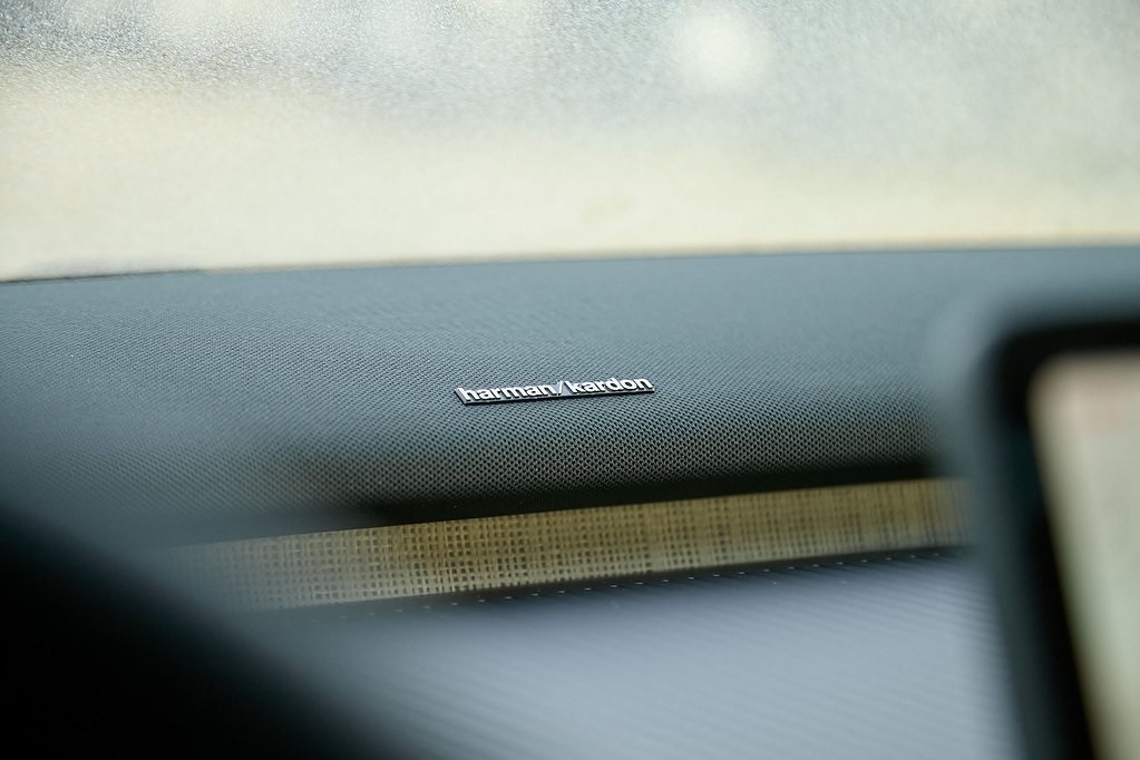 2026 VOLVO EX30 CC - Image 15