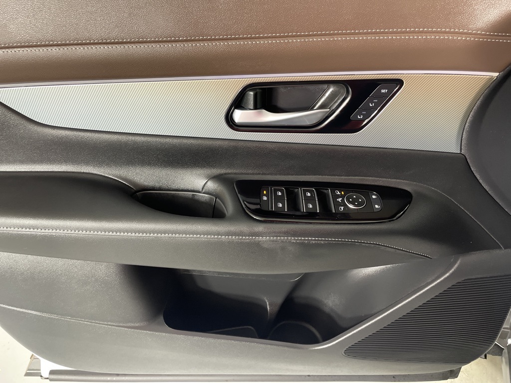 2025 Nissan Murano Platinum photo 15