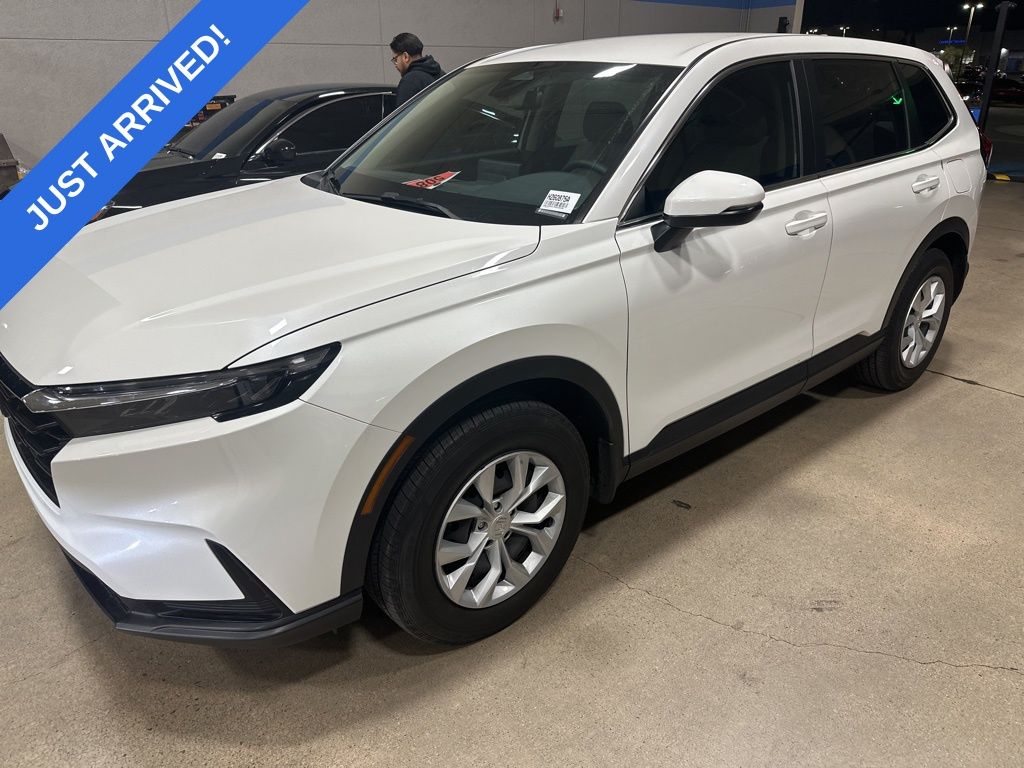 2023 Honda CR-V LX's photo