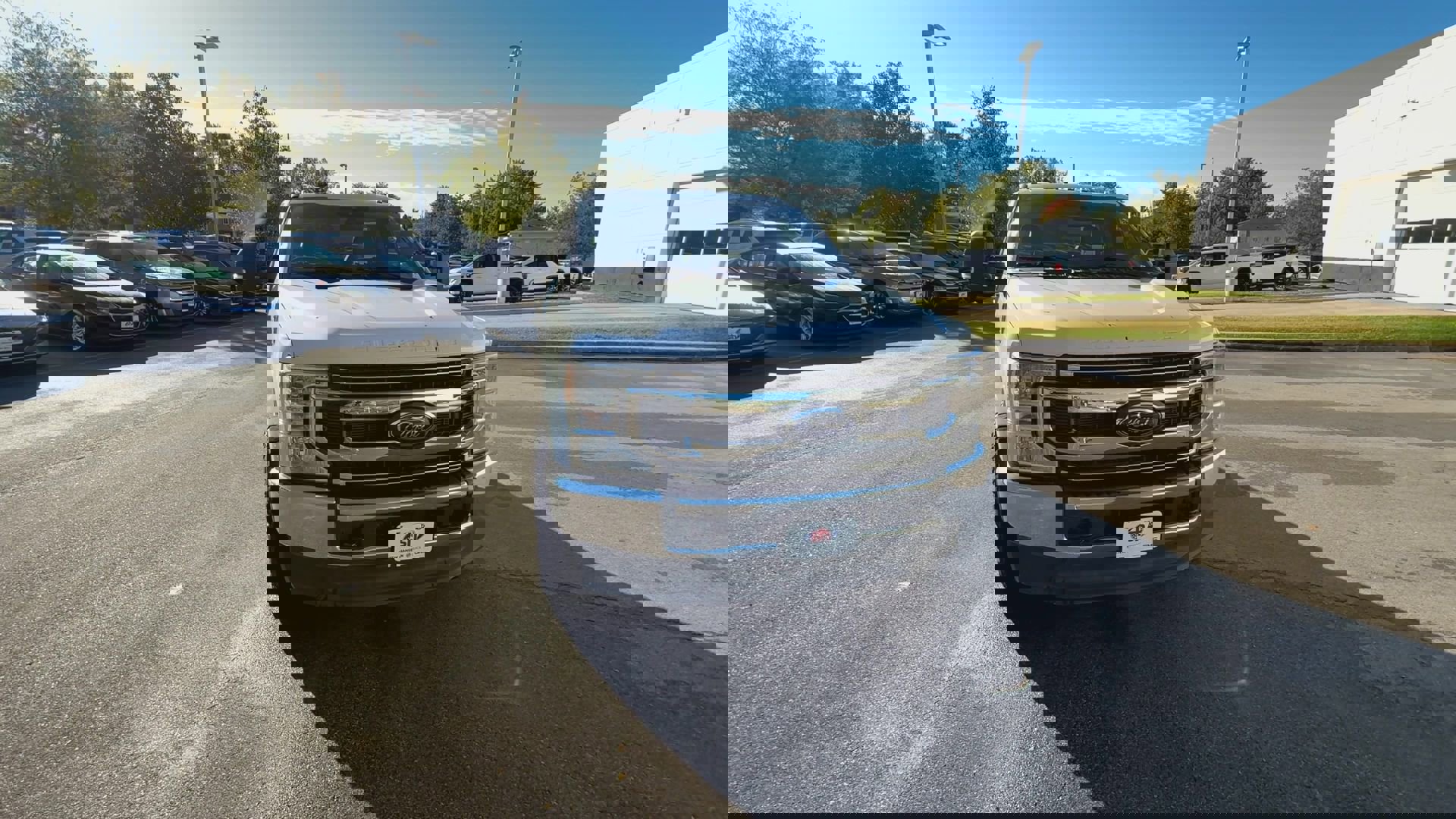 2022 Ford F-350 XLT photo 3