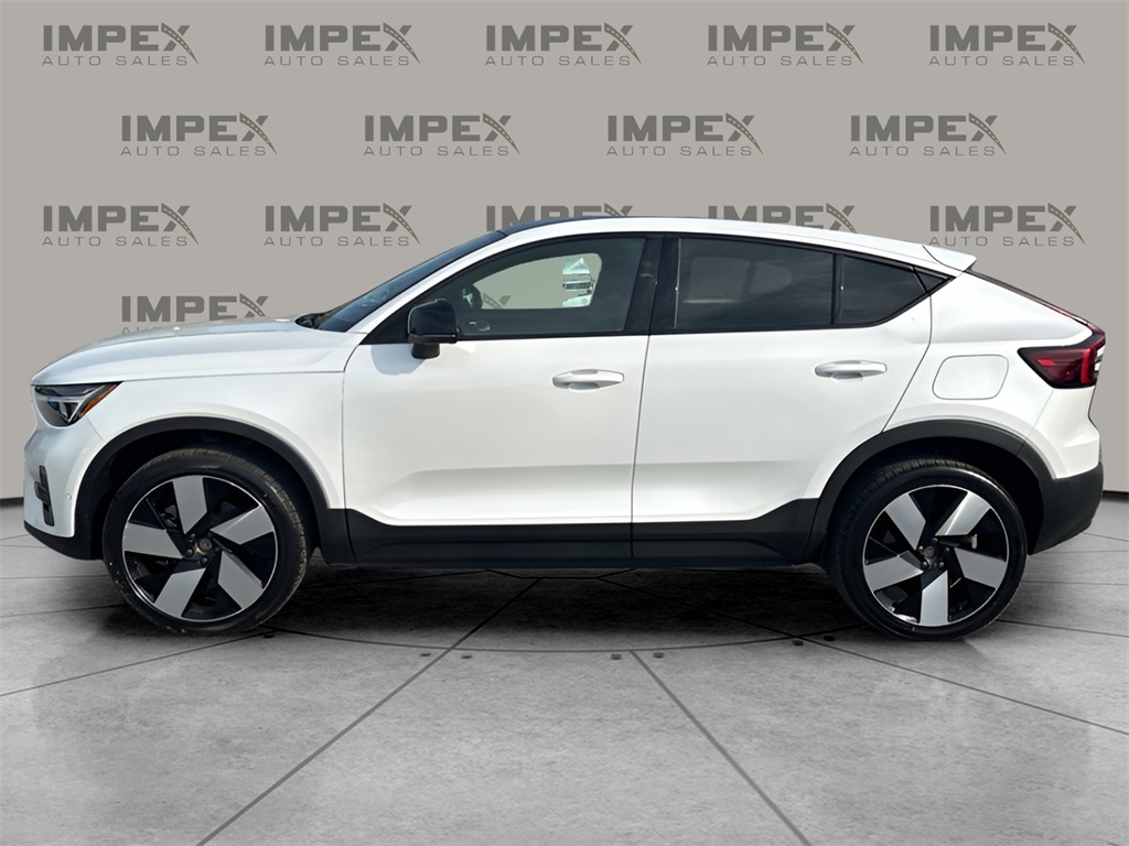 2023 Volvo C40 Recharge Ultimate photo 2