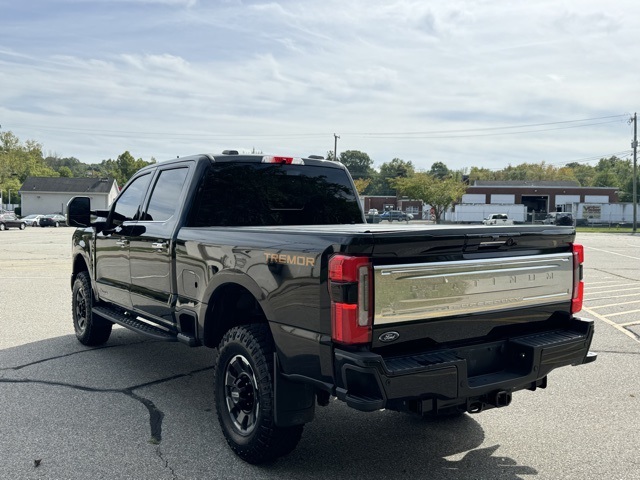 2024 Ford F-350 photo 7