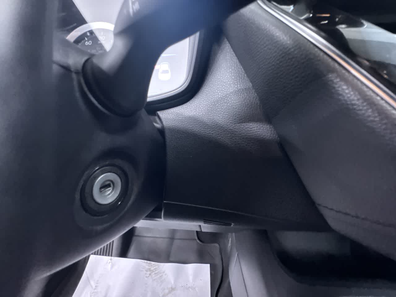 2022 Toyota Corolla SE photo 16