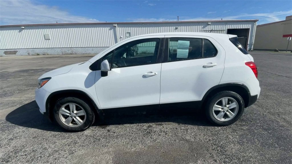 2020 Chevrolet Trax LS photo 4