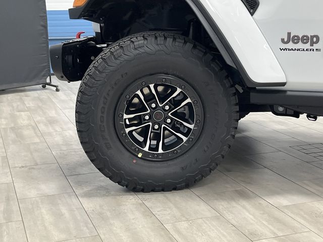 2025 Jeep Wrangler Rubicon X photo 36
