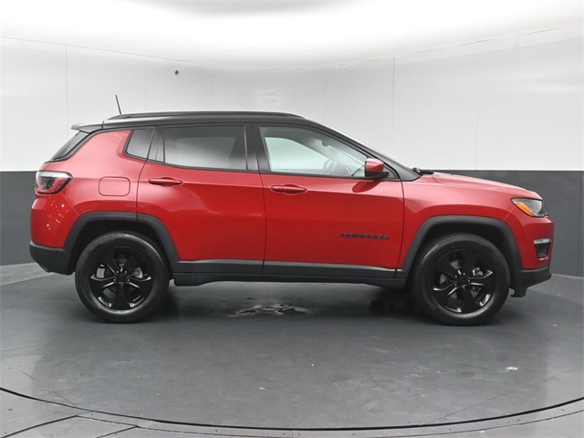 2018 Jeep Compass Altitude photo 2