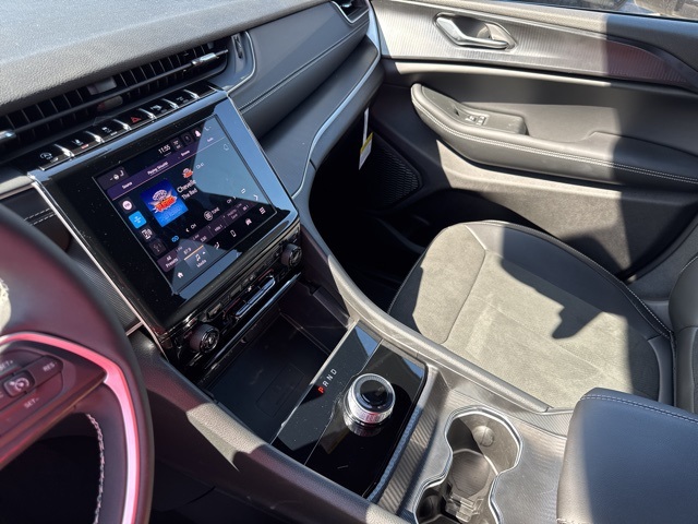 2025 Jeep Grand Cherokee Altitude X photo 38