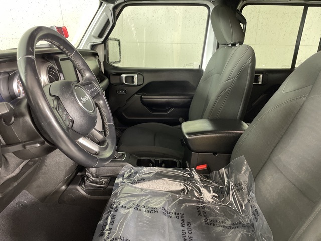 2021 Jeep Gladiator Sport photo 18