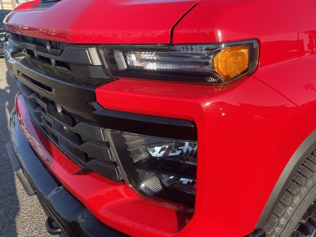 2025 Chevrolet Silverado 2500HD Custom photo 8