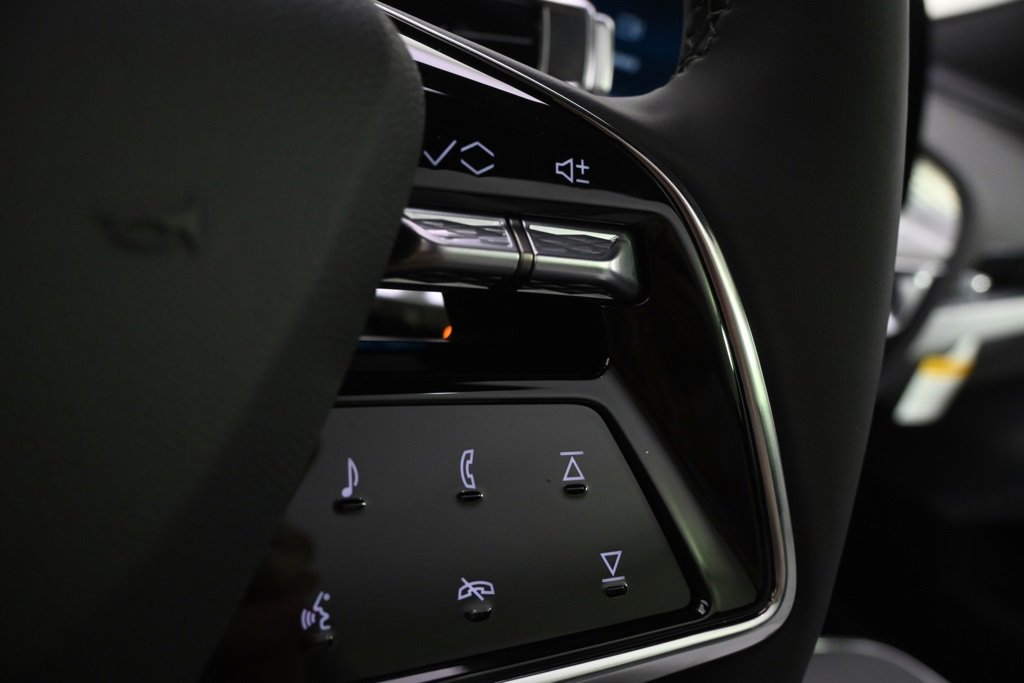 2025 Cadillac Lyriq Sport photo 29
