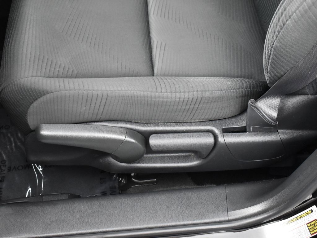 2016 Honda Accord LX photo 9