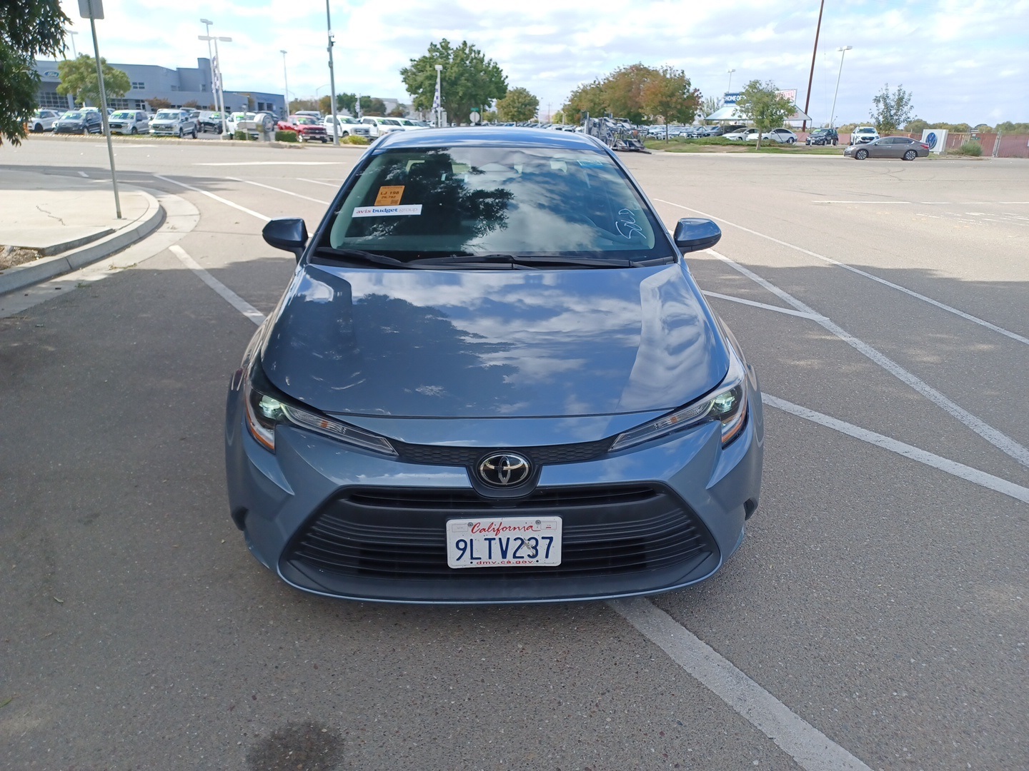 2024 Toyota Corolla LE photo 2