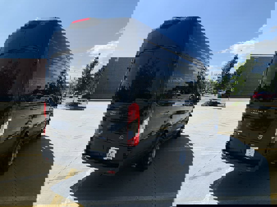 2025 Ford Transit XL photo 7