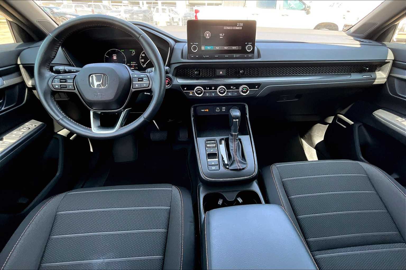 2024 Honda CR-V Hybrid Sport photo 13