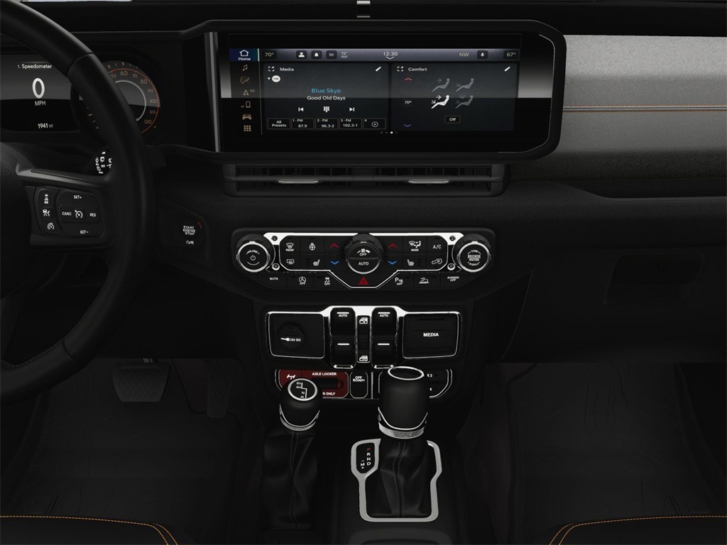 2025 Jeep Wrangler Willys photo 22