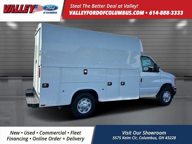 2026 Ford E-350 Base photo 3