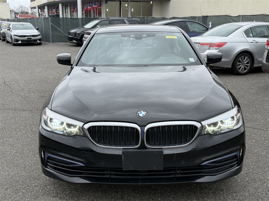 2020 Bmw 530i xDrive photo 2