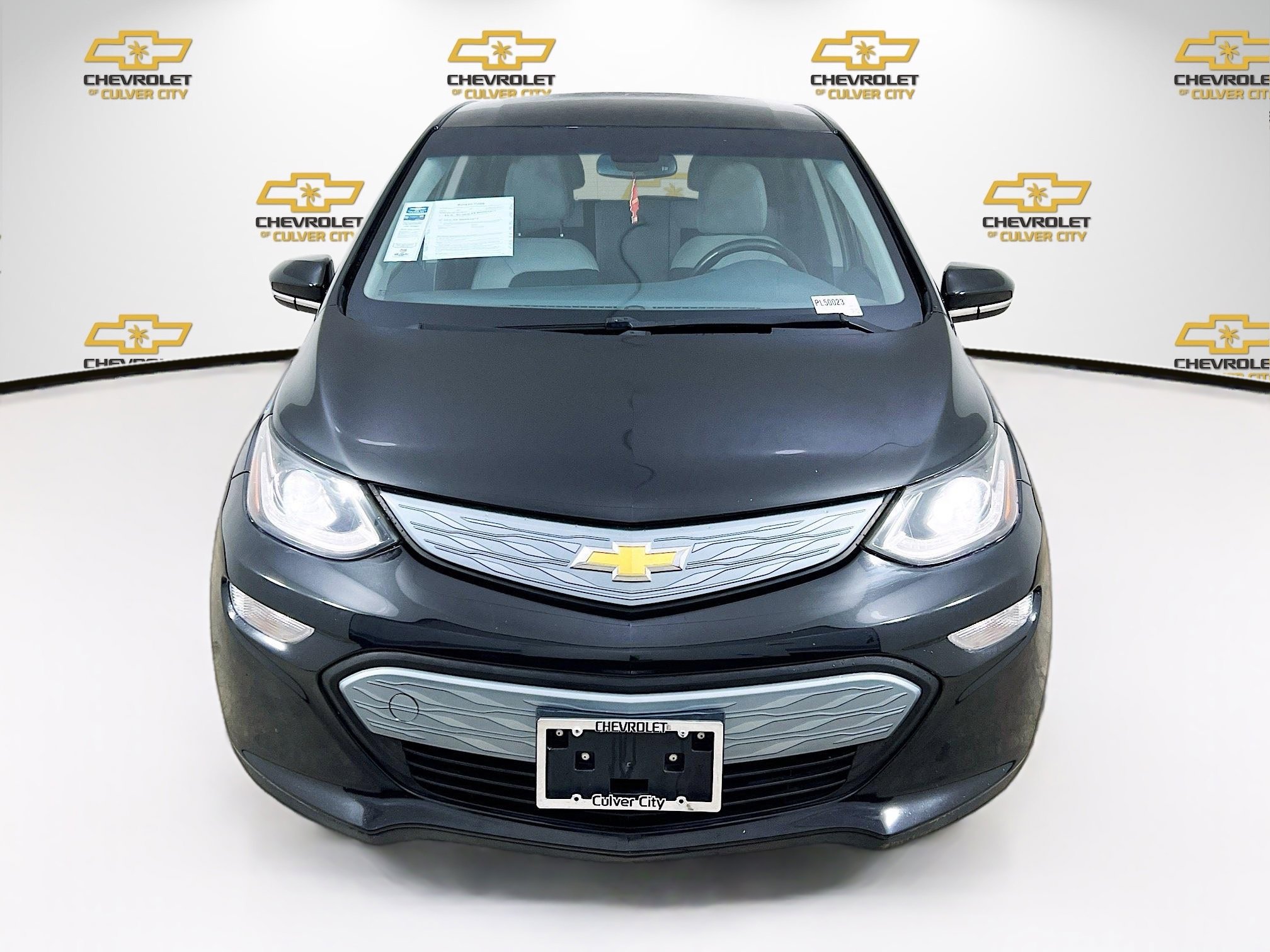 Used 2018 Chevrolet Bolt EV LT with VIN 1G1FW6S0XJ4117290 for sale in Culver City, CA