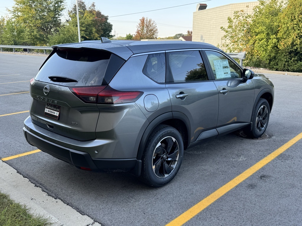 2026 Nissan Rogue SV photo 4