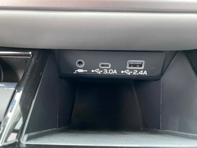 2025 Subaru Legacy Premium photo 9