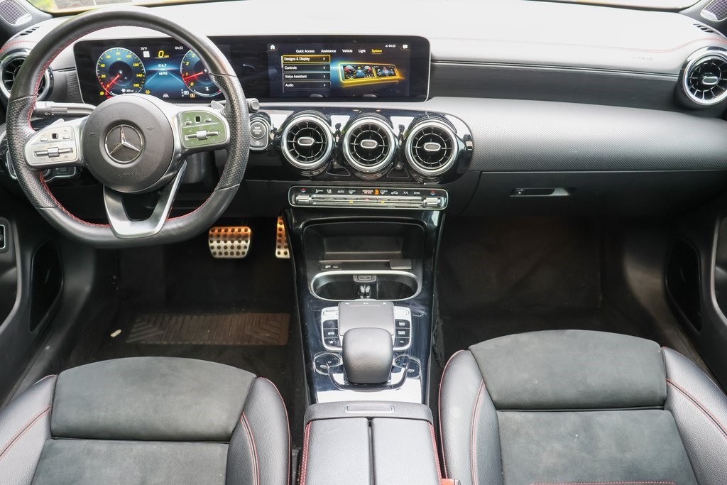 2020 Mercedes Benz CLA 250 4MATIC photo 9