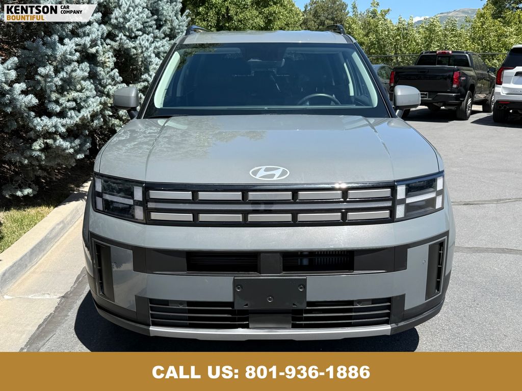 2025 Hyundai Santa Fe SEL photo 2