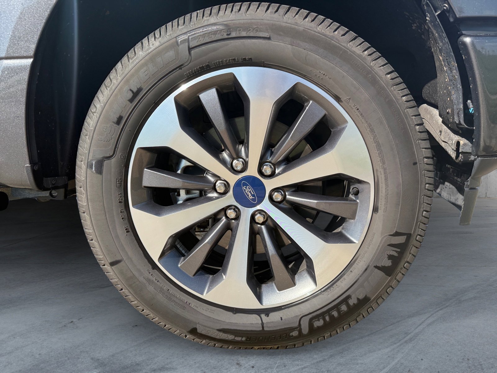 2019 Ford F-150 XL photo 2