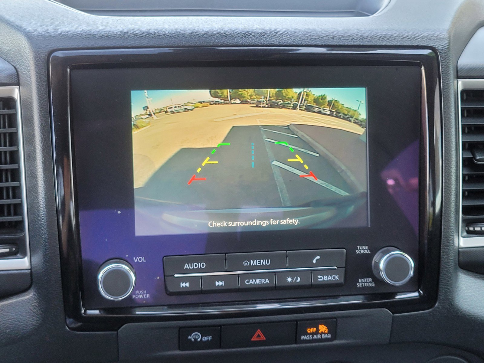 2023 Nissan Frontier SV photo 18