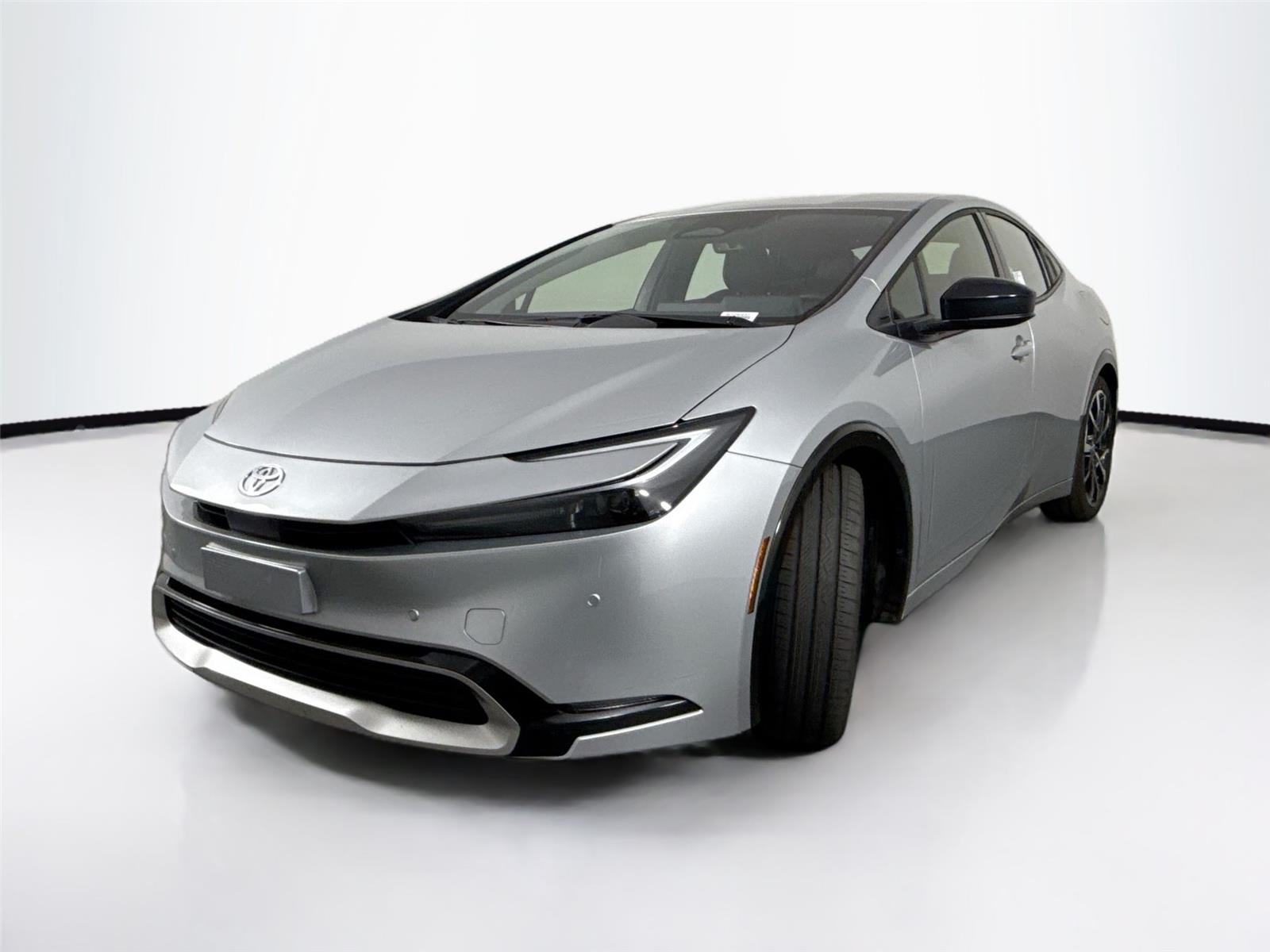 2024 Toyota Prius Prime XSE photo 2