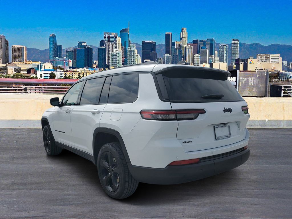 2025 Jeep Grand Cherokee Altitude X photo 3