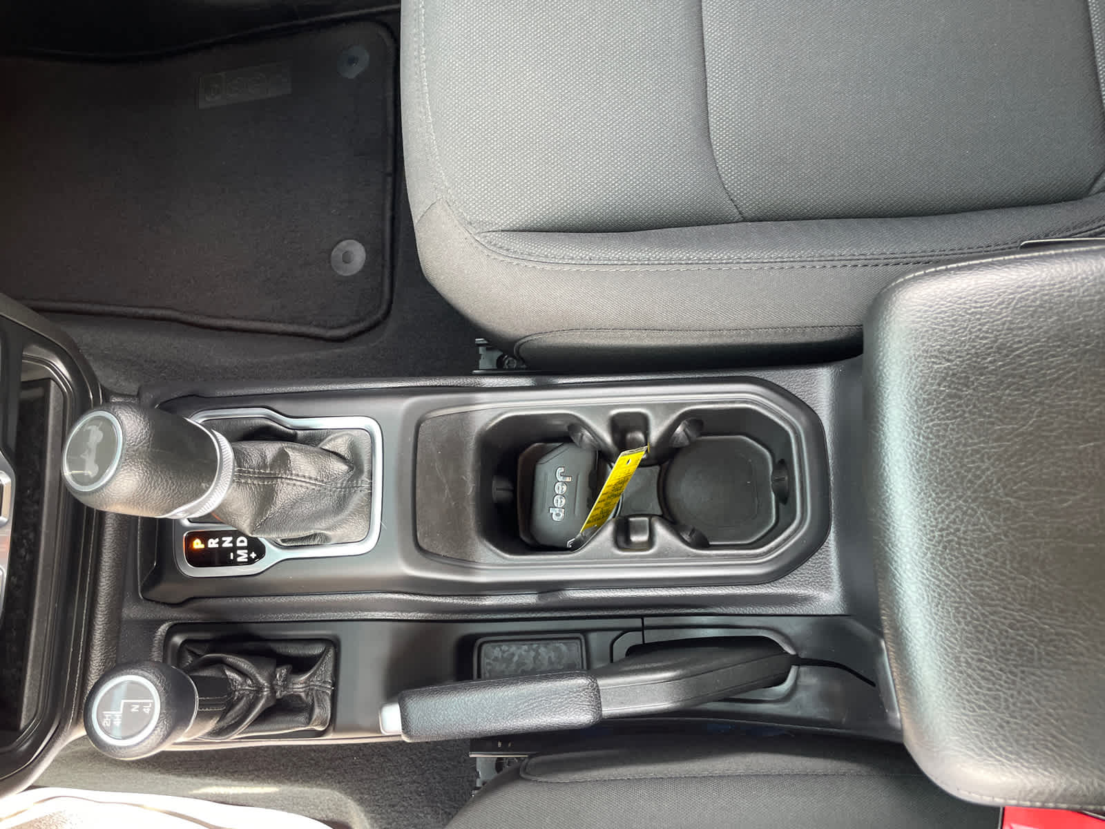 2022 Jeep Wrangler Unlimited Sport Altitude photo 28