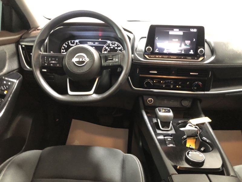 2023 Nissan Rogue S photo 25